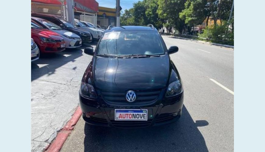 VOLKSWAGEN SPACEFOX 1.6 MI 8V FLEX 4P - PRETO - 2010 Foto 2 (Grande)