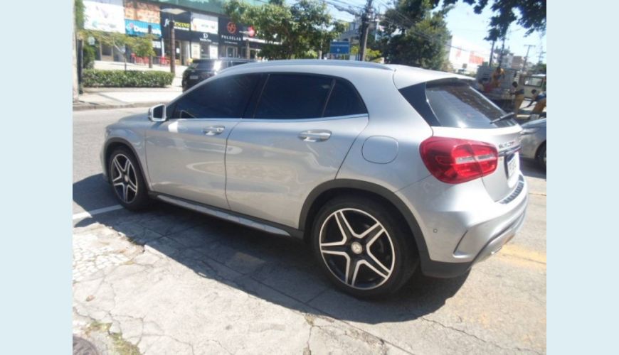 MERCEDES-BENZ GLA 250 2.0 16V TURBO SPORT 4P 4MATIC AUT. - PRATA - 2017 Foto 2 (Grande)