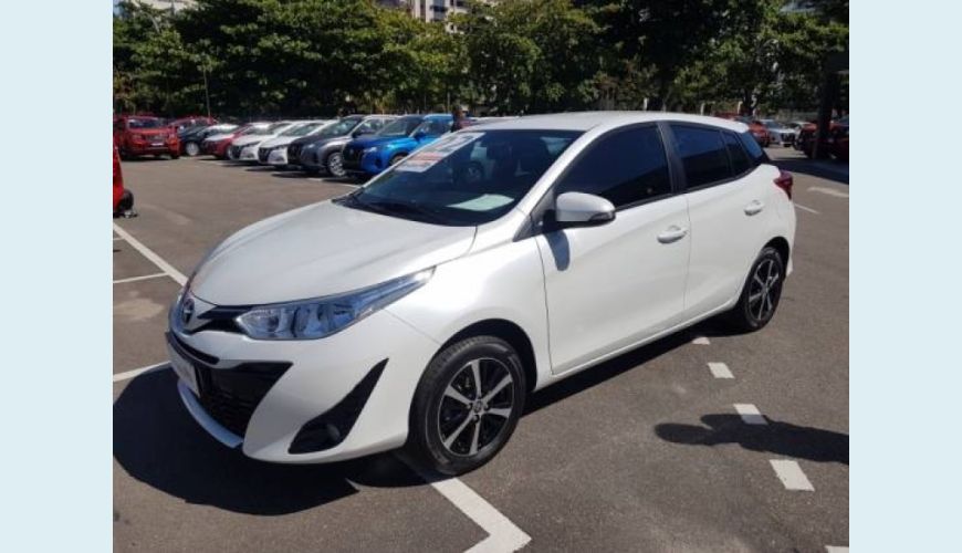 TOYOTA YARIS 1.5 16V FLEX XS CONNECT MULTIDRIVE - BRANCO - 2022 Foto 2 (Grande)