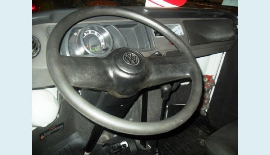 VOLKSWAGEN KOMBI STANDART 1.4 FLEX - BRANCO - 2006 Foto 2 (Grande)