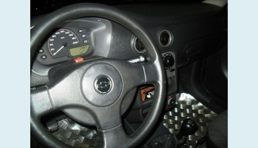 CHEVROLET CELTA 2P SPIRIT - PRATA - 2005 Foto 2 (Grande)