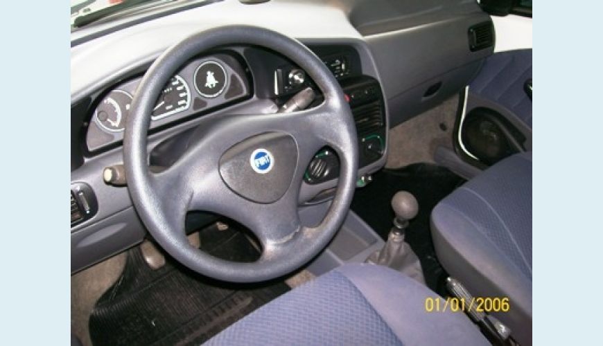 FIAT PALIO 1.0 FIRE 8V 4P - BRANCO - 2004 Foto 2 (Grande)