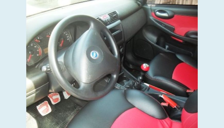 FIAT STILO 1.8 - VERMELHO - 2005 Foto 2 (Grande)
