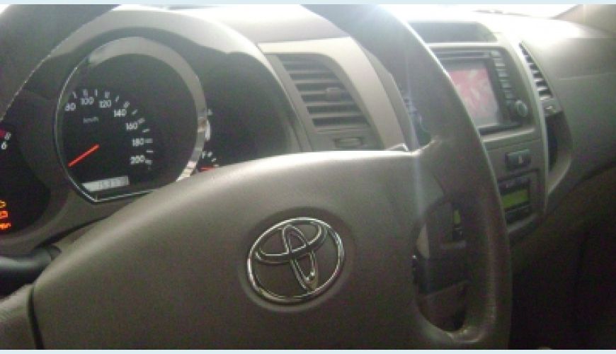 TOYOTA HILUX SW4 SRV D4-D 4X4 3.0 TDI DIES. AUT. - PRETO - 2007 Foto 2 (Grande)