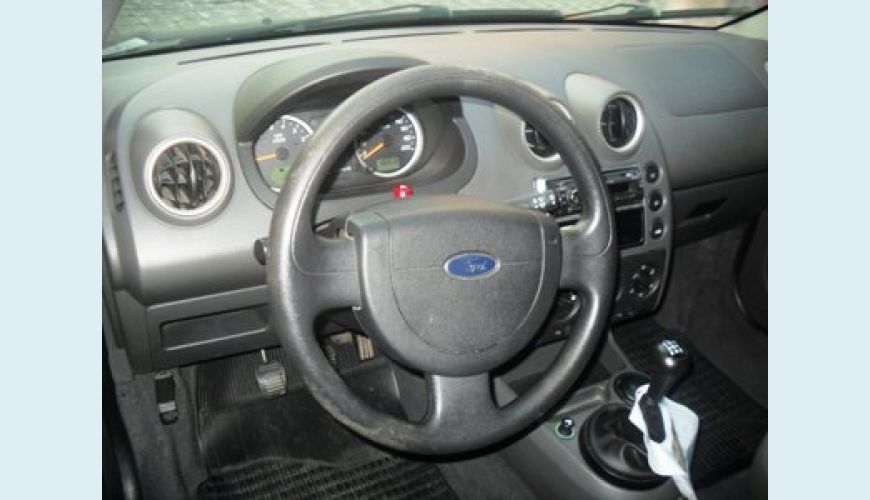 FORD FIESTA SEDAN 4P 1.6 FLEX - PRETO - 2006 Foto 2 (Grande)