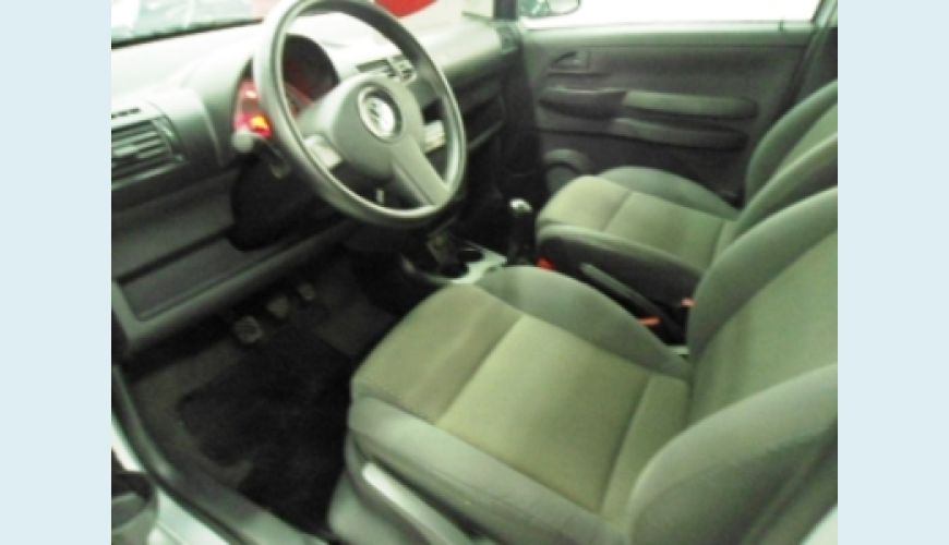 VOLKSWAGEN FOX TREND 1.0 FLEX - PRATA - 2009 Foto 2 (Grande)