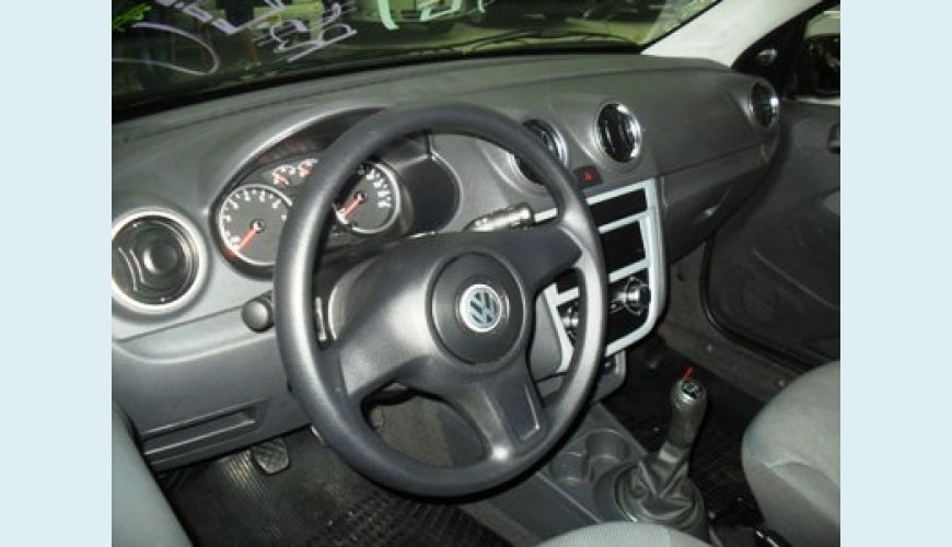 VOLKSWAGEN GOL TREND G5 4P 1.0 FLEX - PRETO - 2010 Foto 2 (Grande)