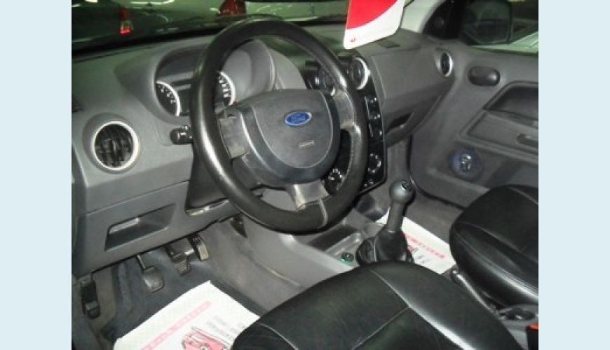 FORD ECOSPORT XLS 1.6 FLEX - PRATA - 2006 Foto 2 (Grande)