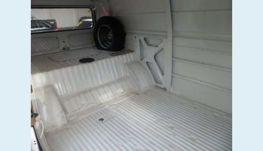 VOLKSWAGEN KOMBI FURGÃO 1.4 MI TOTAL FLEX 8V - BRANCO - 2010 Foto 2 (Grande)