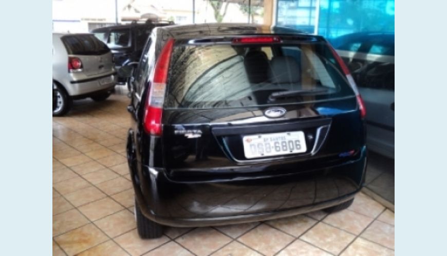 FORD FIESTA HATCH 1.0 - PRETO - 2006 Foto 3 (Grande)