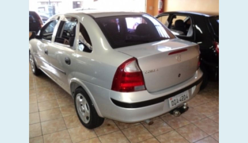 CHEVROLET CORSA SEDAN PREMIUM 1.0 - PRATA - 2005 Foto 3 (Grande)