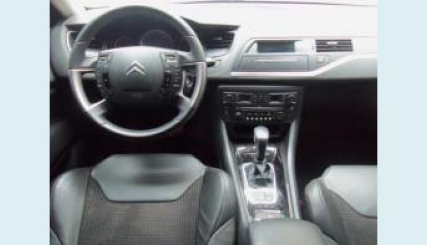 CITROËN C5 2.0 I EXCLUSIVE 16V 4P AUT. - PRETO - 2010 Foto 3 (Grande)