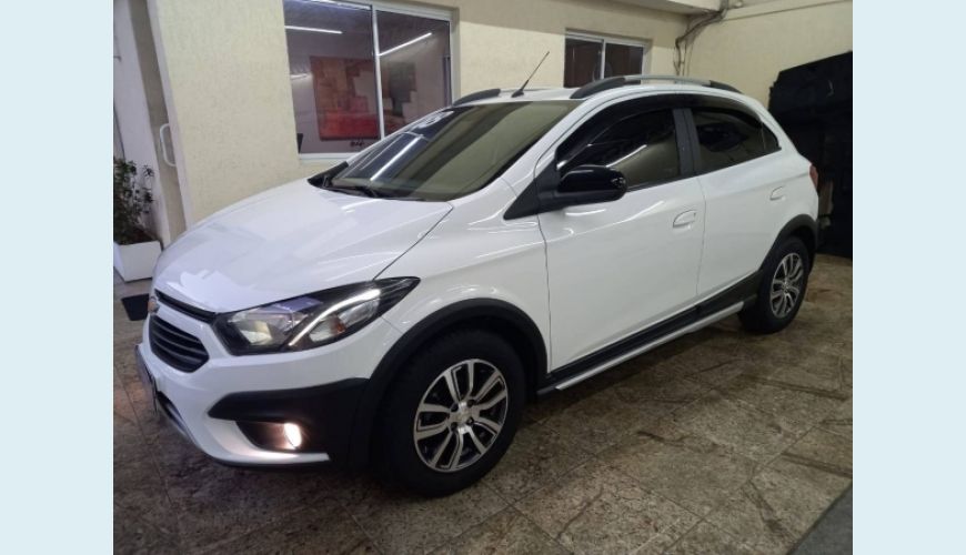 CHEVROLET ONIX 1.4 MPFI ACTIV 8V FLEX 4P - BRANCO - 2018 Foto 3 (Grande)