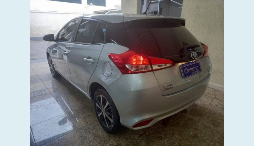 TOYOTA YARIS 1.5 16V FLEX XS MULTIDRIVE - PRATA - 2019 Foto 3 (Grande)