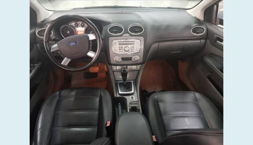 FORD FOCUS 2.0 GHIA SEDAN 16V FLEX 4P - PRATA - 2010 Foto 3 (Grande)