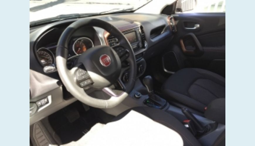 FIAT TORO 2.0 16V TURBO DIESEL VOLCANO 4WD AUT. - PRETO - 2017 Foto 3 (Grande)