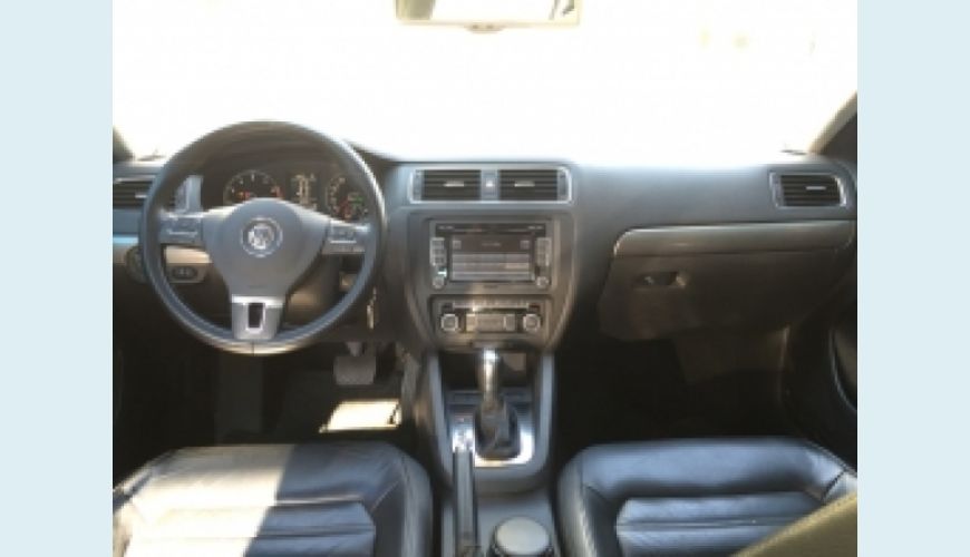 VOLKSWAGEN JETTA 2.0 TSI HIGHLINE 200CV 4P TIPTRONIC - PRATA - 2011 Foto 3 (Grande)