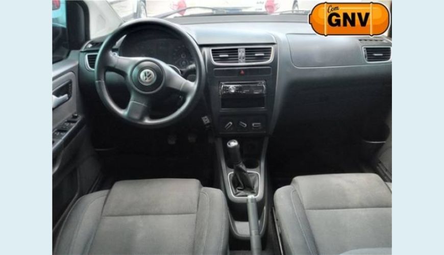 VOLKSWAGEN FOX 1.0 MI TREND 8V FLEX 4P - PRETO - 2012 Foto 3 (Grande)