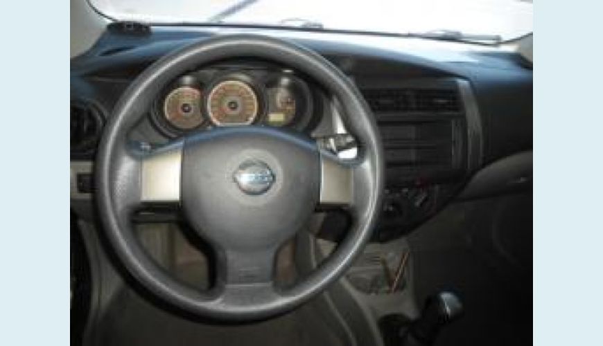 NISSAN LIVINA 1.6 16V FLEX 4P - VERDE - 2010 Foto 3 (Grande)
