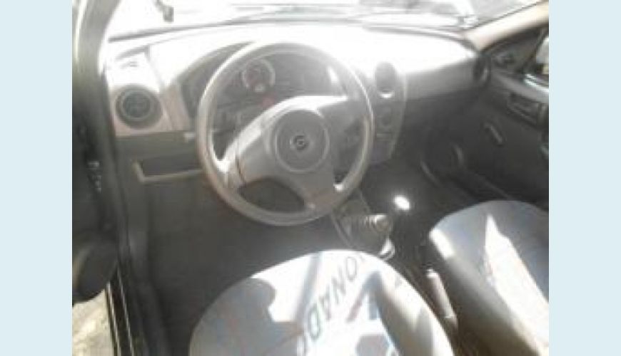 CHEVROLET CELTA 1.0 MPFI LIFE 8V FLEX 4P - PRETO - 2010 Foto 3 (Grande)
