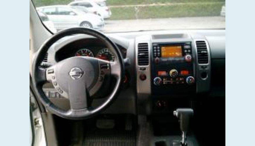 NISSAN FRONTIER 2.5 SL 4X4 CD TURBO ELETRONIC DIESEL 4P AUT. - BRANCO - 2014 Foto 3 (Grande)