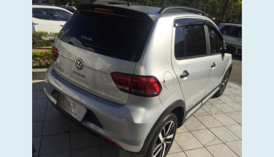VOLKSWAGEN FOX 1.6 MSI TOTAL FLEX XTREME 4P - PRATA - 2018 Foto 3 (Grande)