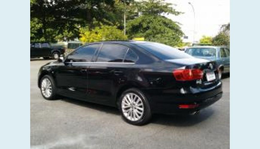 VOLKSWAGEN JETTA 2.0 TSI HIGHLINE 200CV 4P TIPTRONIC - PRETO - 2011 Foto 3 (Grande)