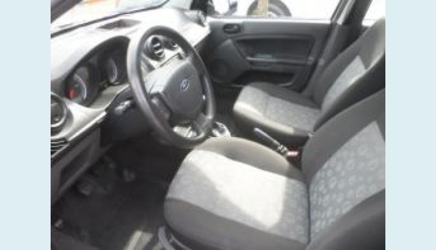 FORD FIESTA 1.0 MPI SEDAN 8V FLEX 4P - PRATA - 2011 Foto 3 (Grande)