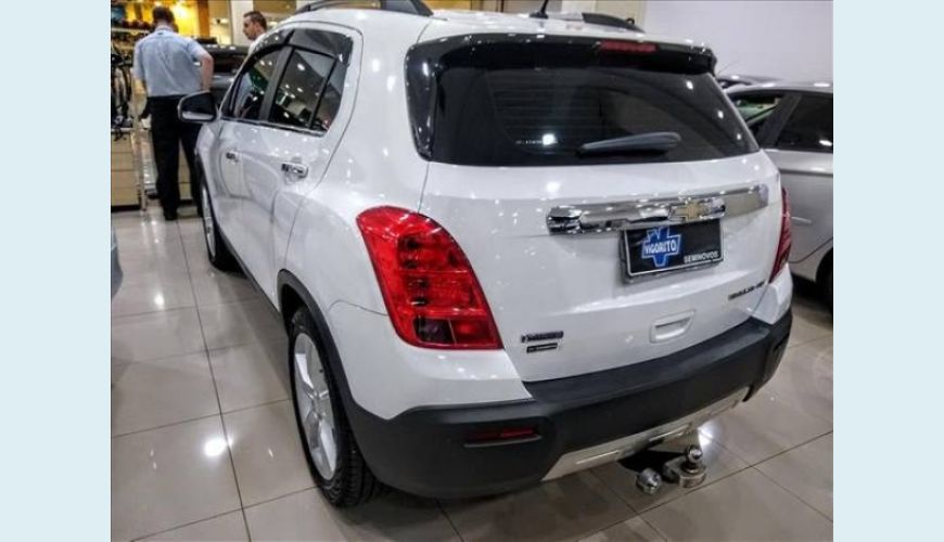 CHEVROLET TRACKER 1.8 MPFI LTZ 4X2 16V FLEX 4P AUT. - BRANCO - 2014 Foto 3 (Grande)