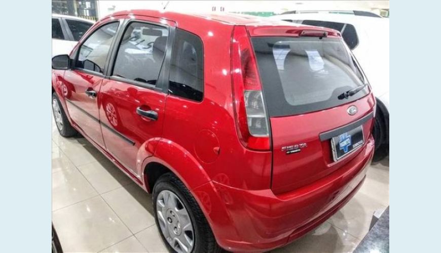 FORD FIESTA 1.0 ROCAM HATCH 8V FLEX 4P - VERMELHO - 2013 Foto 3 (Grande)