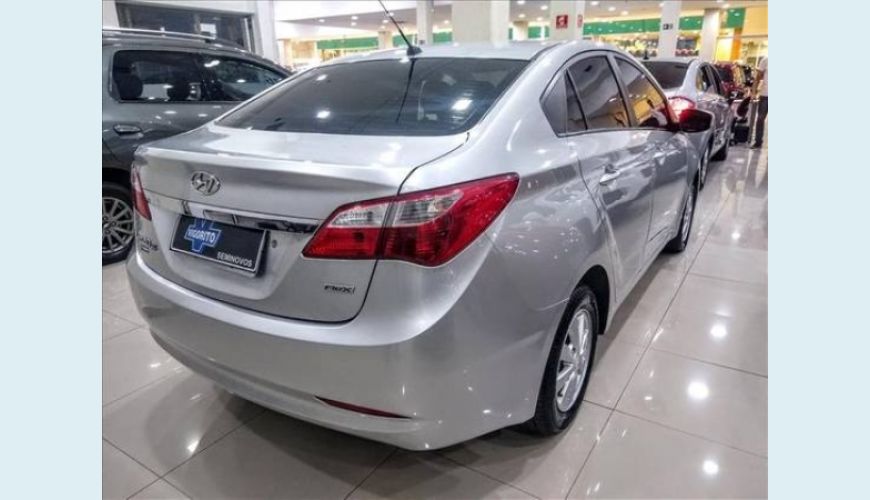HYUNDAI HB 20S 1.0 COMFORT STYLE 12V FLEX 4P - PRATA - 2015 Foto 3 (Grande)