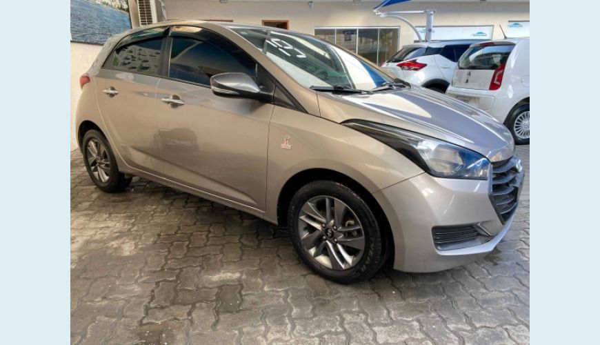 HYUNDAI HB 20 1.0 COPA DO MUNDO FIFA 12V FLEX 4P - PRATA - 2019 Foto 3 (Grande)