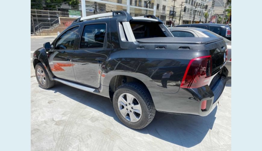 RENAULT DUSTER OROCH 2.0 16V FLEX DYNAMIQUE 4P AUT. - PRETO - 2017 Foto 3 (Grande)