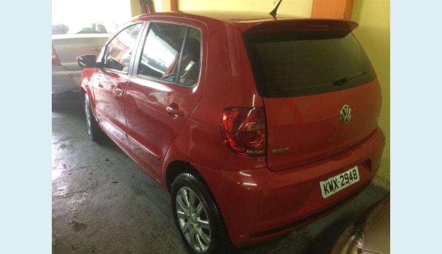 VOLKSWAGEN FOX 1.6 MI PRIME 8V FLEX 4P - VERMELHO - 2010 Foto 3 (Grande)