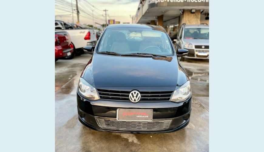 VOLKSWAGEN FOX 1.6 MI 8V FLEX 4P - PRETO - 2012 Foto 3 (Grande)