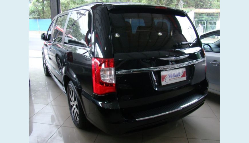 CHRYSLER TOWN & COUNTRY 3.6 TOURING V6 24V 4P AUT. - PRETO - 2012 Foto 3 (Grande)