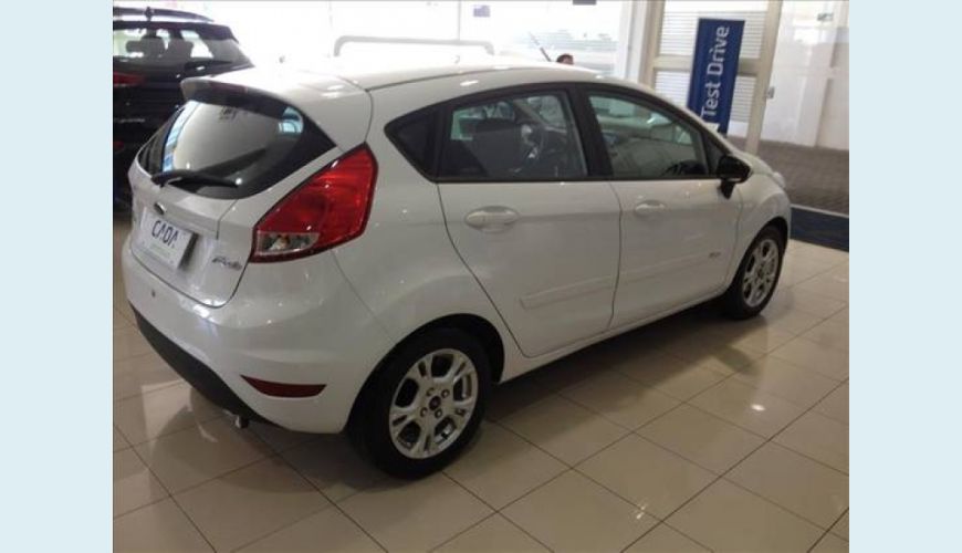 FORD FIESTA 1.6 SE HATCH 16V FLEX 4P POWERSHIFT - BRANCO - 2015 Foto 3 (Grande)