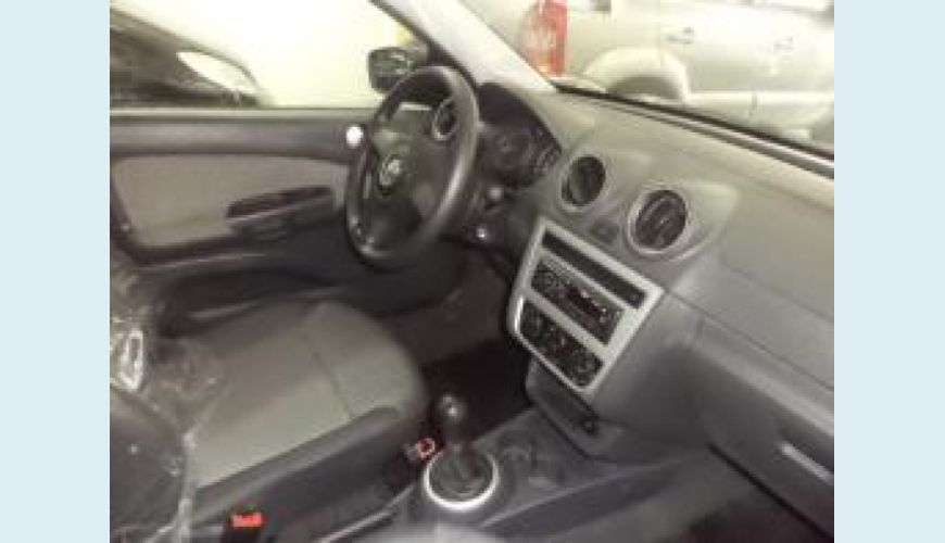 VOLKSWAGEN GOL 1.0 MI 8V FLEX 4P G.VI - CINZA - 2014 Foto 3 (Grande)