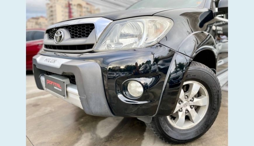 TOYOTA HILUX 2.7 SR 4X2 CD 16V 4P - PRETO - 2009 Foto 3 (Grande)