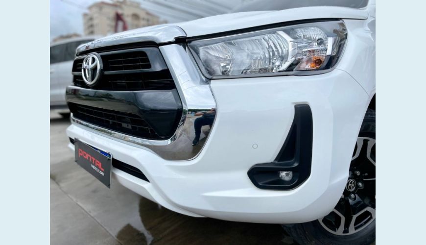 TOYOTA HILUX 2.8 D-4D TURBO DIESEL CD SRV 4X4 AUT. - BRANCO - 2021 Foto 3 (Grande)