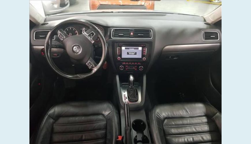 VOLKSWAGEN JETTA 2.0 TSI HIGHLINE 200CV 4P TIPTRONIC - PRATA - 2011 Foto 3 (Grande)