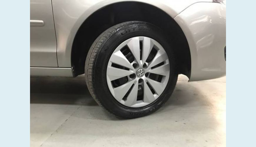 VOLKSWAGEN POLO SEDAN 1.6 MI 8V FLEX 4P AUT. - PRATA - 2014 Foto 3 (Grande)