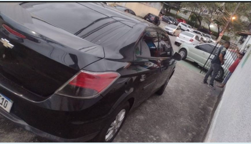 CHEVROLET PRISMA 1.4 MPFI LTZ 8V FLEX 4P - PRETO - 2015 Foto 3 (Grande)