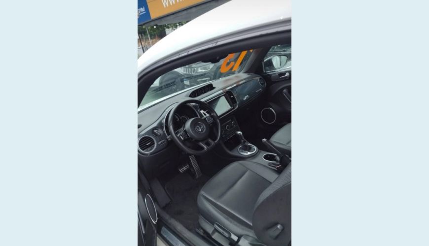 VOLKSWAGEN FUSCA 2.0 TSI 16V 2P AUT. - BRANCO - 2013 Foto 3 (Grande)