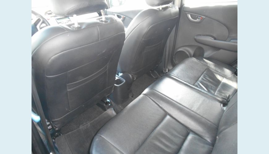 HONDA FIT 1.4 LX 16V FLEX 4P AUT. - PRATA - 2013 Foto 3 (Grande)