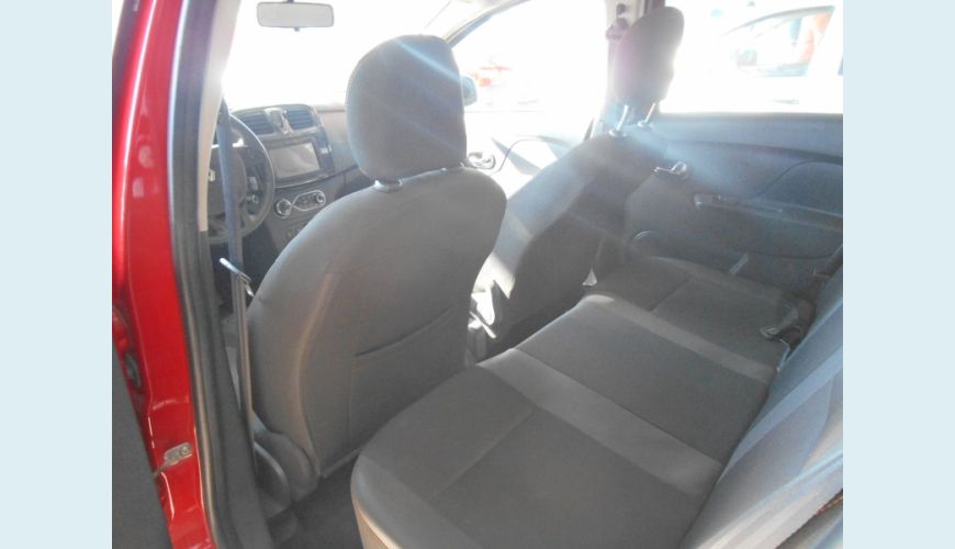 RENAULT SANDERO 1.6 STEPWAY 8V FLEX 4P - VERMELHO - 2017 Foto 3 (Grande)
