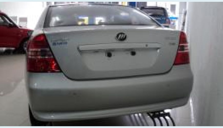 LIFAN 620 1.6 16V 4P - PRATA - 2011 Foto 3 (Grande)