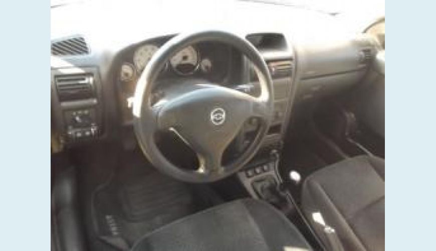 CHEVROLET ASTRA 2.0 MPFI ADVANTAGE 8V FLEXPOWER 4P - PRATA - 2010 Foto 3 (Grande)