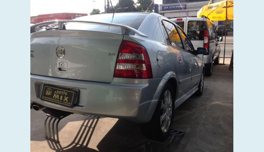 CHEVROLET ASTRA 2.0 MPFI ADVANTAGE 8V FLEX 4P - PRATA - 2011 Foto 3 (Grande)