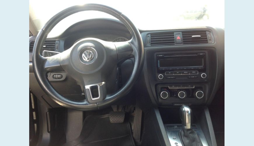 VOLKSWAGEN JETTA 2.0 COMFORTLINE FLEX 4P TIPTRONIC - PRETO - 2012 Foto 3 (Grande)
